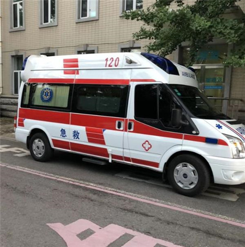 云县选择我们的救护车出租,开启安心转院之旅